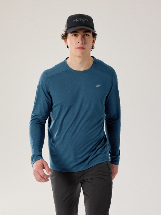 Cormac Crew LS M Nightscape Heather model
